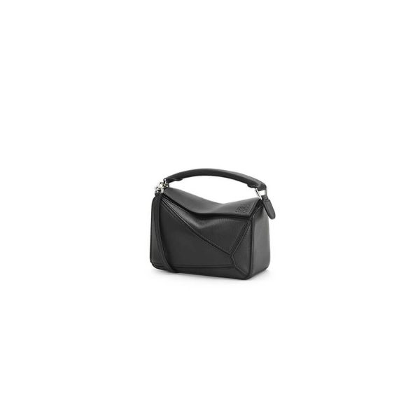 LOEWE Mini Puzzle bag in classic calfskin