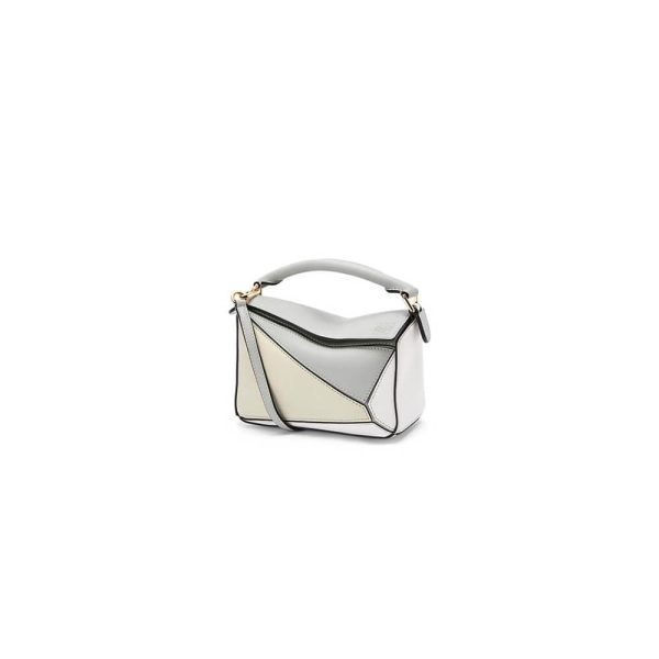 LOEWE Mini Puzzle bag in classic calfskin
