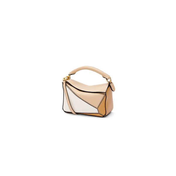 LOEWE Mini Puzzle bag in classic calfskin