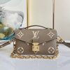 LV Pochette Metis East West - Image 2