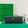 Bottega Veneta Andiamo Clutch(HIGH-END GRADE) - Image 2