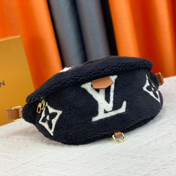 LV BUMBAG waist bag(high-end grade) - Image 2