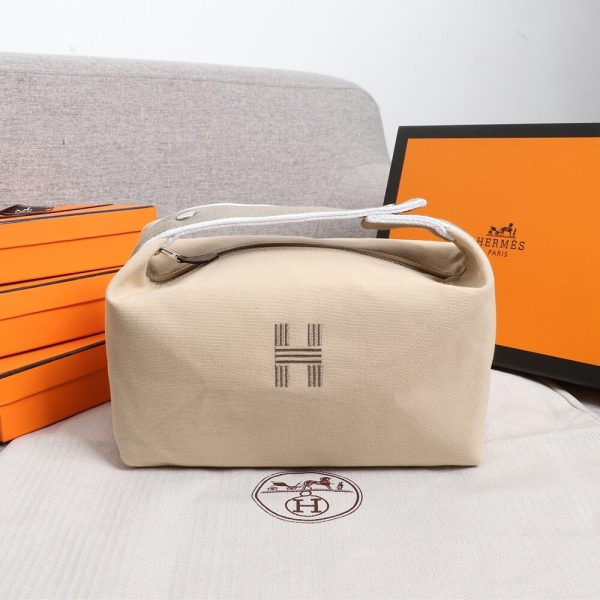 Hermes toiletery bag - Image 2