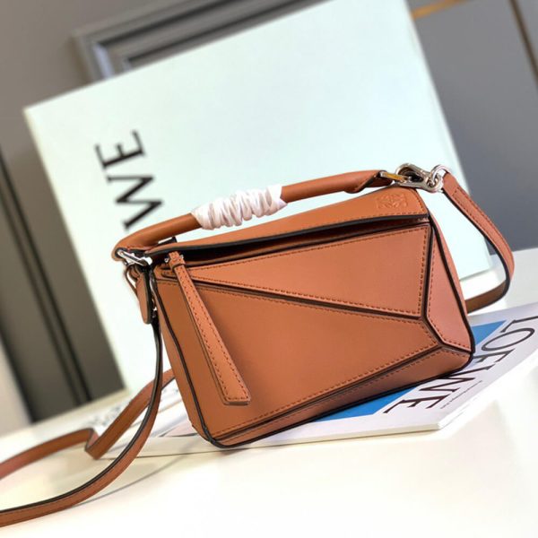 LOEWE Mini Puzzle bag in classic calfskin - Image 2