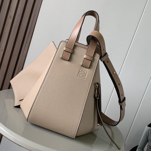 Loewe Small Hammock bag in soft grained calfskin - Image 2
