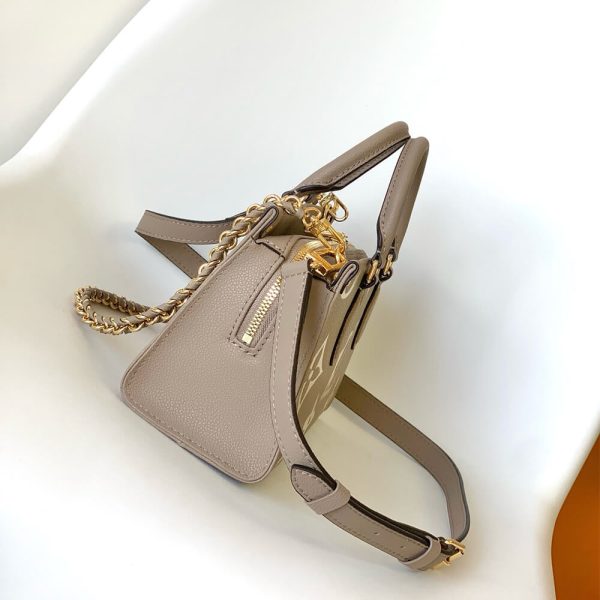 LV OnTheGo East West(High-end Grade) - Image 3