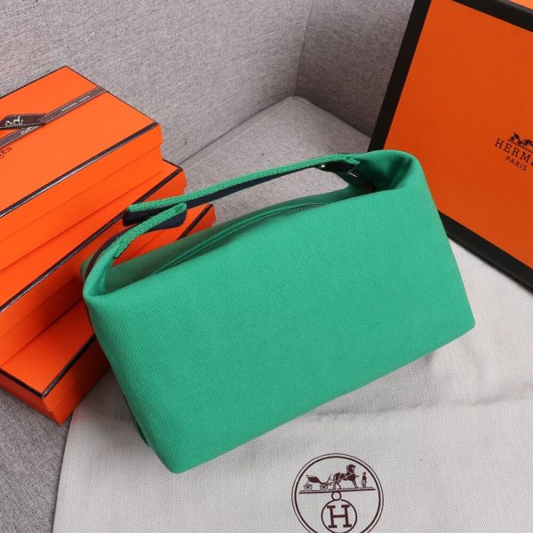 Hermes toiletery bag - Image 3
