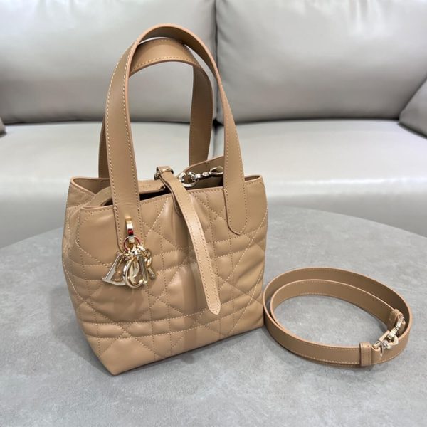 Small Dior Toujours Vertical Tote Bag - Image 3