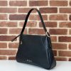 GG Emblem medium shoulder bag - Image 3