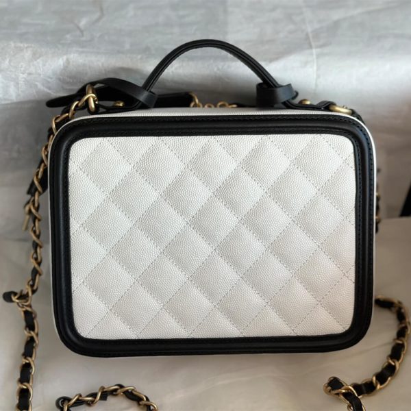 Chanel Medium Filigree Makeup Case - Image 4