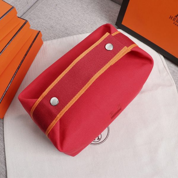 Hermes toiletery bag - Image 4