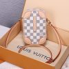 LV Neokapi Pouch - Image 4