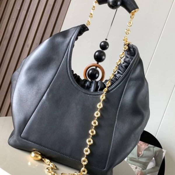 Loewe Medium Squeeze bag in nappa lambskin - Image 4