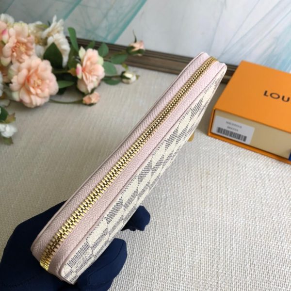 LV Zippy Wallet - Image 4