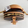 LV Mini Boite Chapeau - Image 5