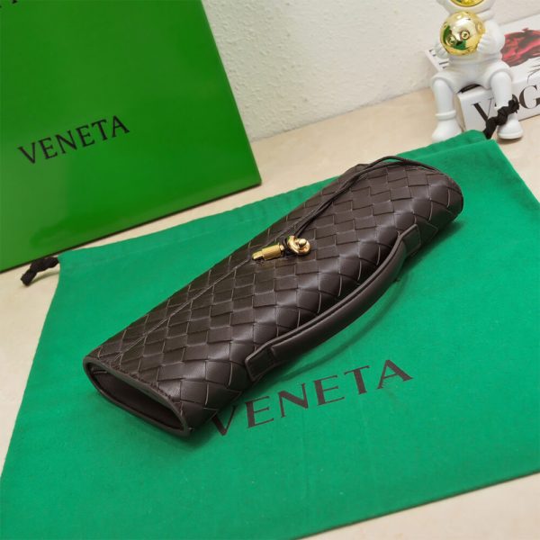 Bottega Veneta Andiamo Clutch(HIGH-END GRADE) - Image 5