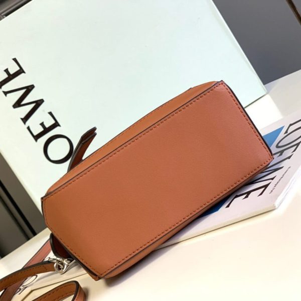 LOEWE Mini Puzzle bag in classic calfskin - Image 5