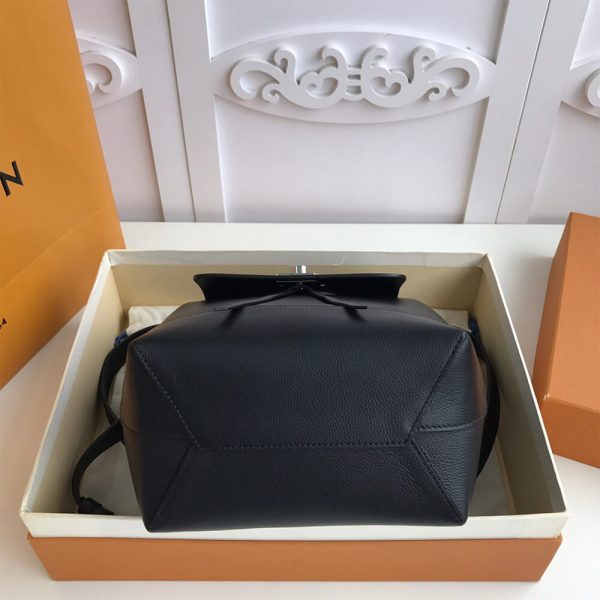 LV LOCKME BACKPACK - Image 5