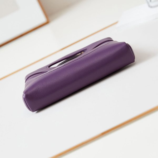 CHANEL 31 nano Bag - Image 5