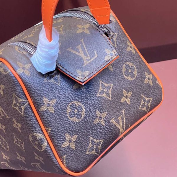 LV Dopp Kit - Image 5