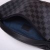 LV Discovery Bumbag - Image 6