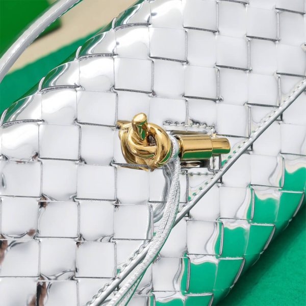 Bottega Veneta Andiamo Clutch(HIGH-END GRADE) - Image 6
