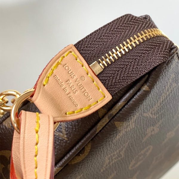 LV Pochette Accessoires - Image 6