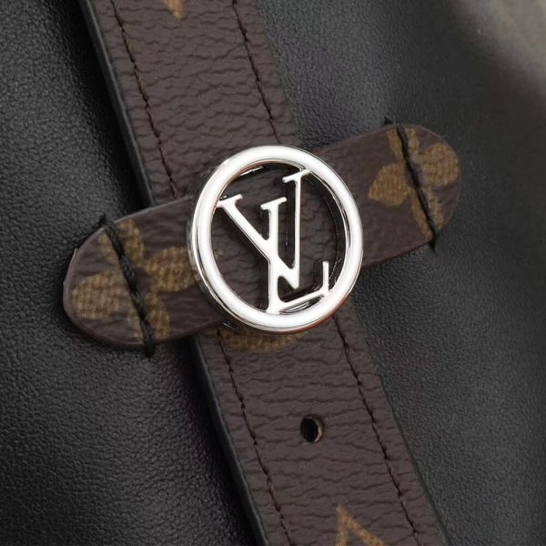 LV CarryAll Dark MM - Image 6