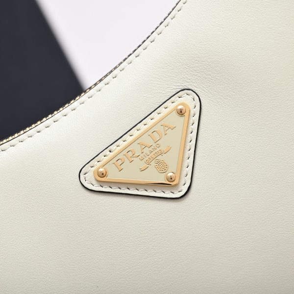 Prada Arqu? small leather shoulder bag - Image 6
