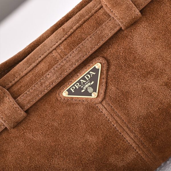 Prada Medium leather handbag(high-end grade) - Image 6