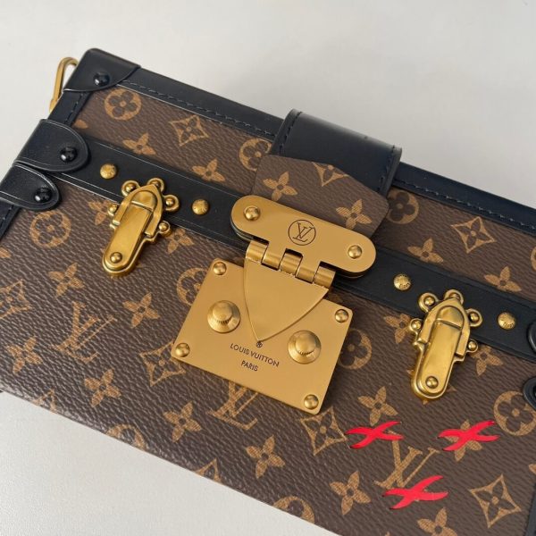 LV Petite Malle - Image 6
