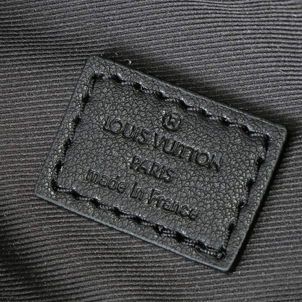 LV Discovery Bumbag PM - Image 7