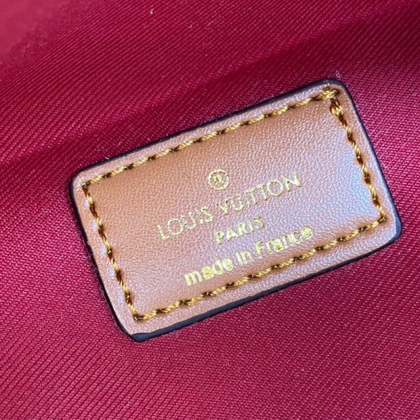 LV BUMBAG waist bag(high-end grade) - Image 7