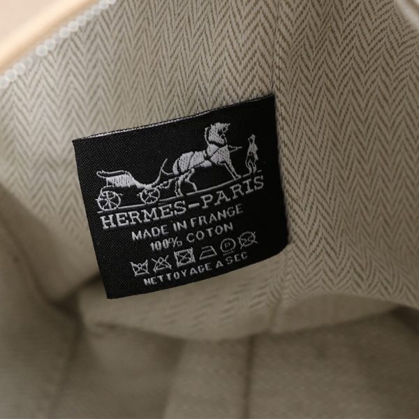 Hermes toiletery bag - Image 7