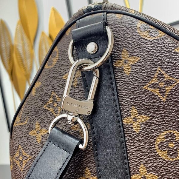 LV Keepall Bandouliere 55 - Image 7