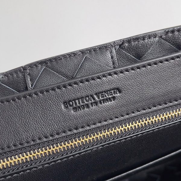 Bottega Veneta Small Andiamo - Image 7
