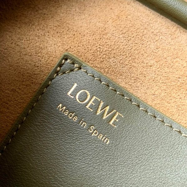 LOEWE Amazona 23 Cropped bag in nappa calfskin(HIGH-END GRADE) - Image 7