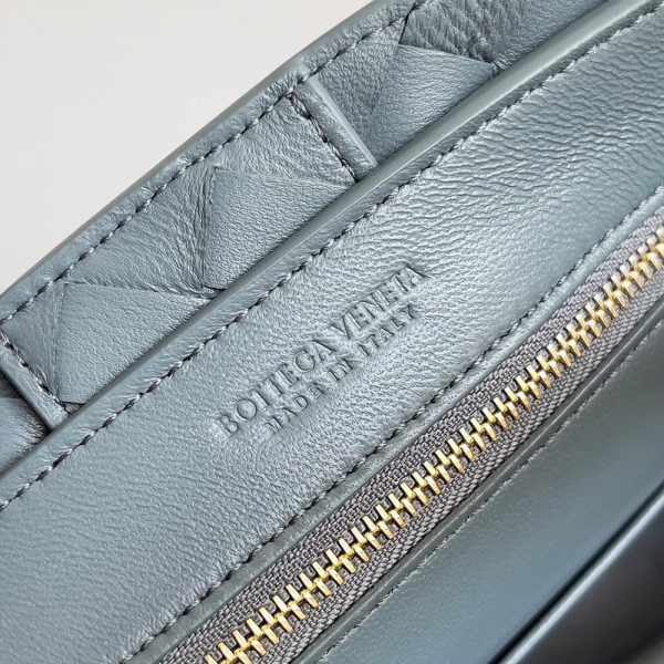 Bottega Veneta Small Andiamo - Image 7