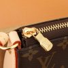 LV Pochette Tirette - Image 7