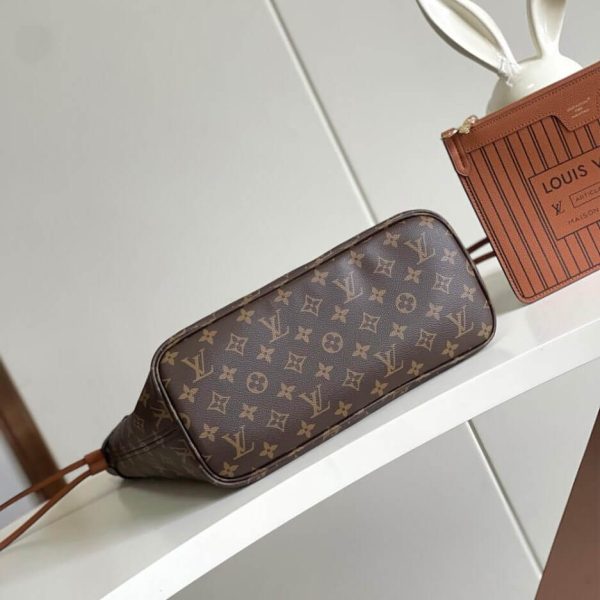 LV Neverfull Inside Out MM - Image 7