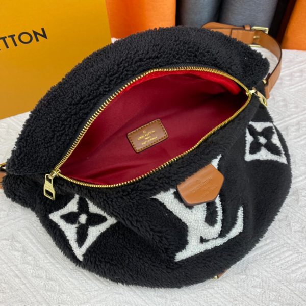 LV BUMBAG waist bag(high-end grade) - Image 8