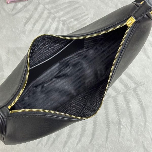 Prada Large leather shoulder bag - Image 8