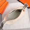 Hermes toiletery bag - Image 8