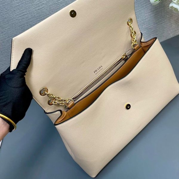 Prada Medium leather shoulder bag (High-end Grade) - Image 8