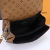 LV Pochette Metis - Image 9