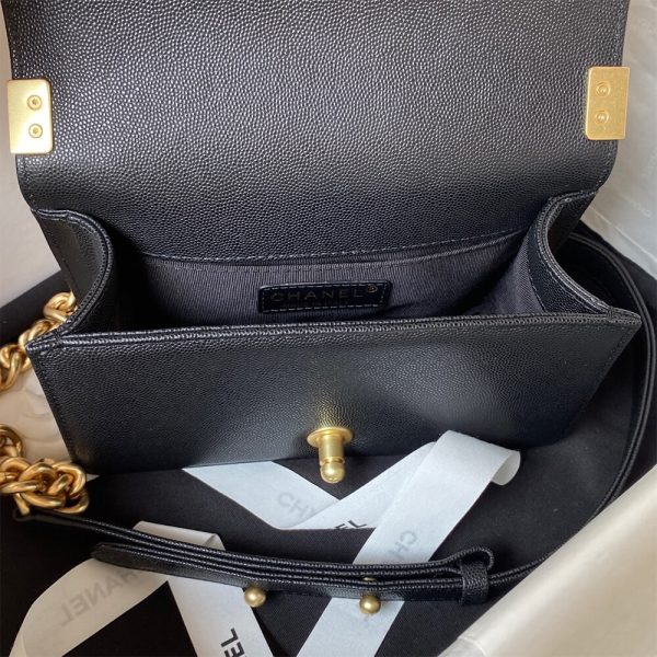 BOY CHANEL FLAP BAG WITH HANDLE - Image 9