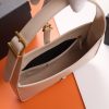 YSL LE 5 ? 7 bag in smooth leather - Image 9