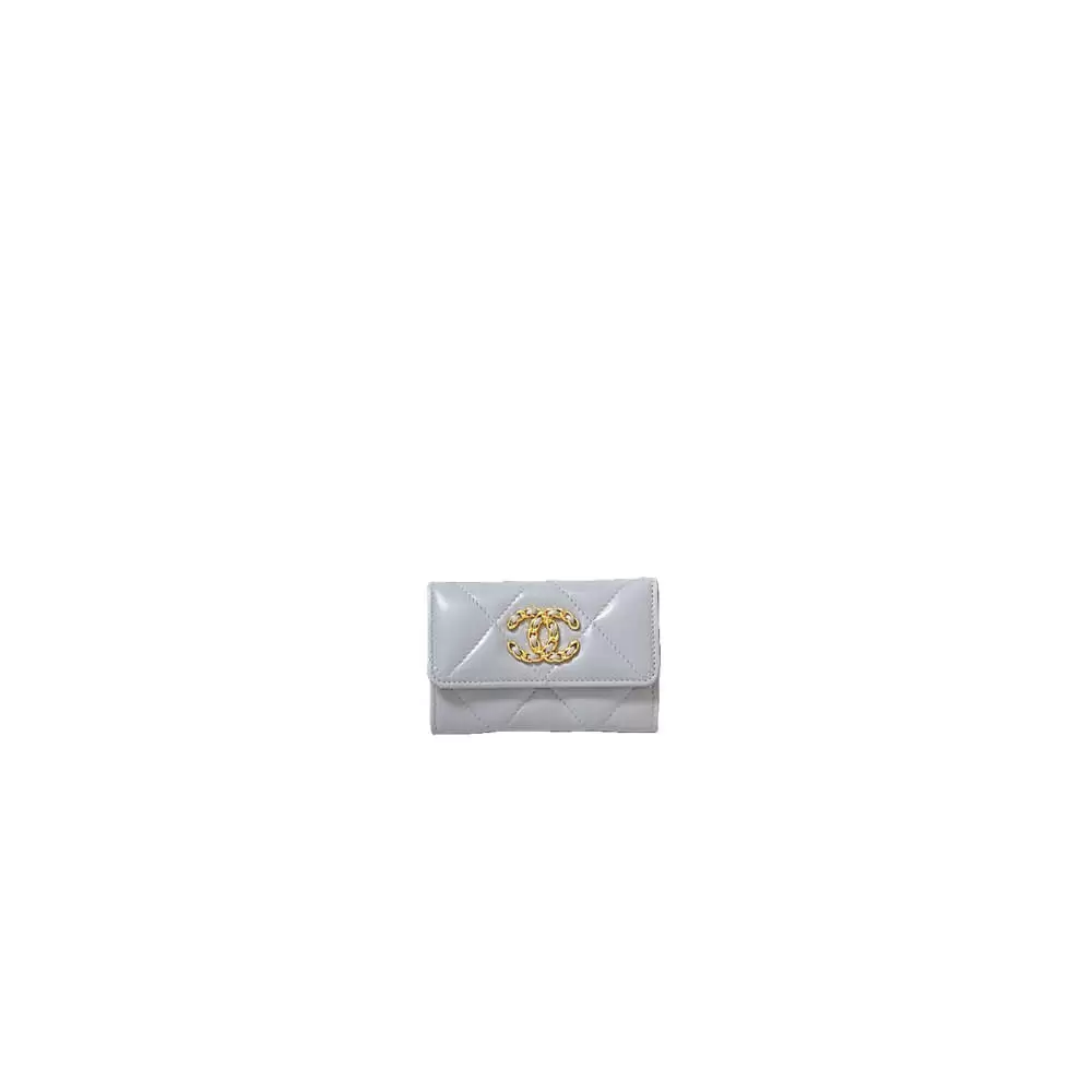 Chanel 19 flap card holder