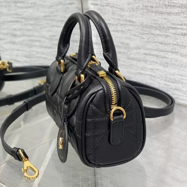 Dior Groove 16 Bag - Image 3