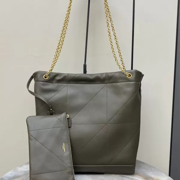 YSL JAMIE 4.3 POCHON in lambskin - Image 4